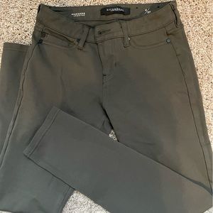 Liverpool Madonna Olive Legging Jeans